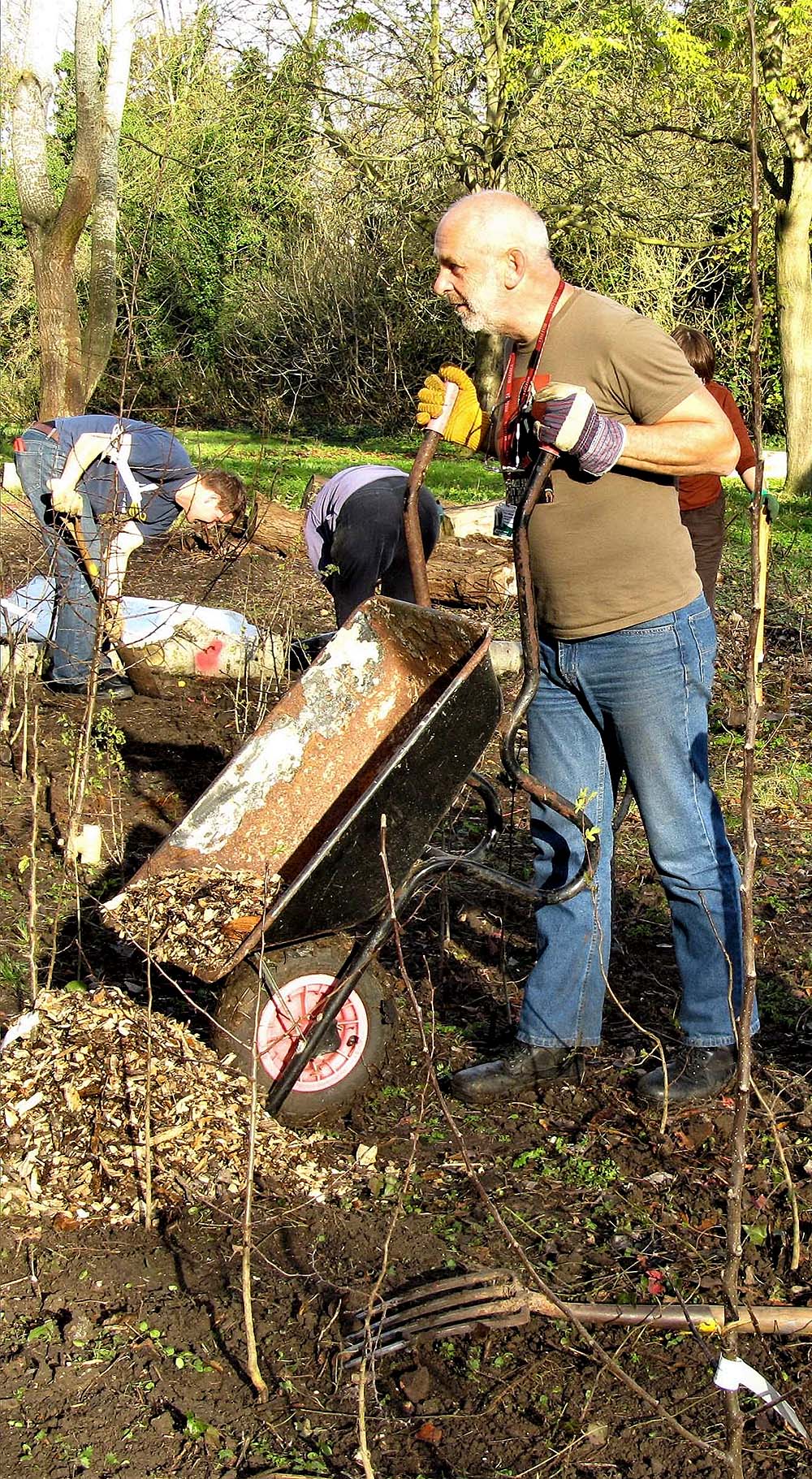 Dave Lofthouse with his wheelbarrow