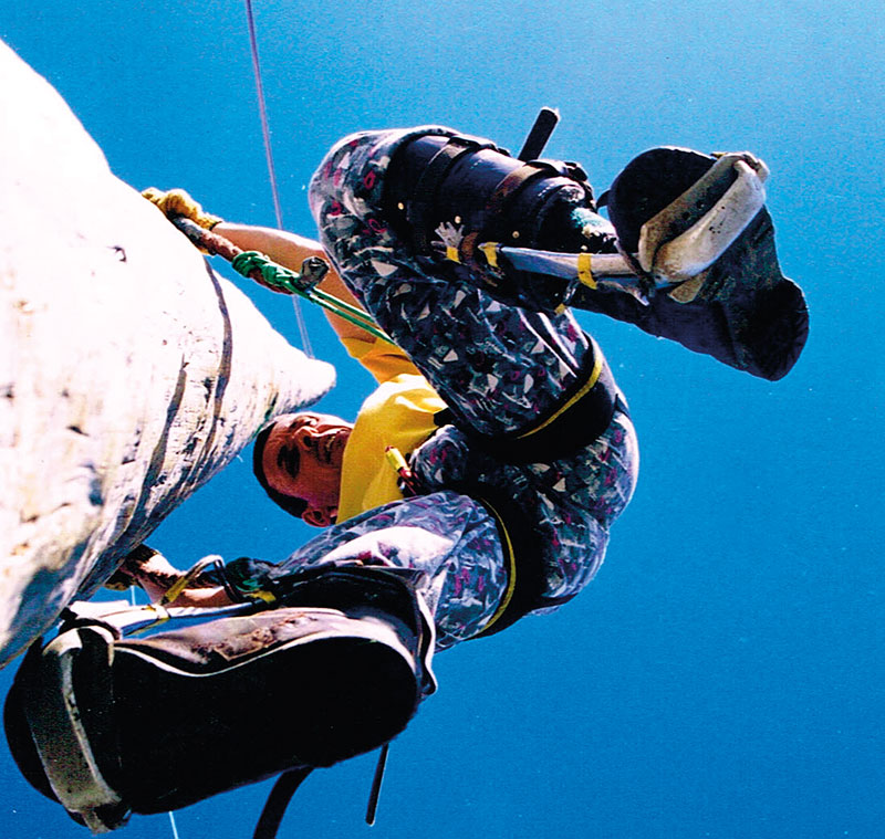 Jeremy Barrell becomes World pole Climbing Champion for the 4th time 2004